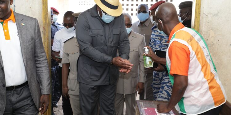 Election législative partielle, le Président de la Commission Electorale Indépendante (CEI), a effectué une visite de terrain dans la circonscription de Jacqueville.