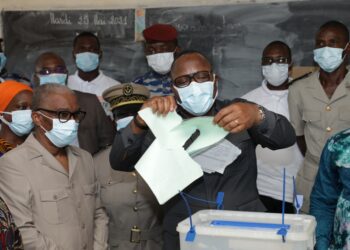 Election législative partielle, le Président de la Commission Electorale Indépendante (CEI), a effectué une visite de terrain dans la circonscription de Jacqueville.