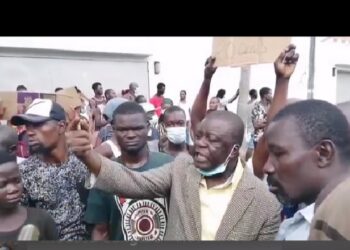 Retour de Gbagbo: les victimes manifestent devant la résidence qui va accueillir l’ex président