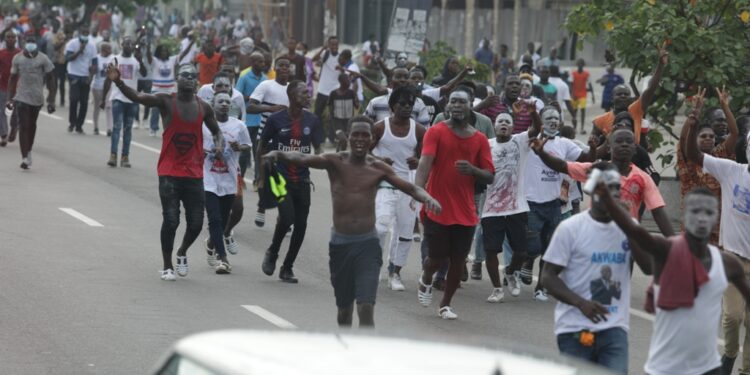 Côte d’Ivoire:  Les images du retour de Laurent Gbagbo à Abidjan, après dix années passer à la Cpi