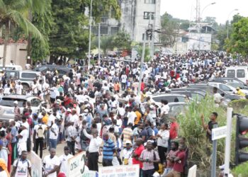 Côte d’Ivoire:  Les images du retour de Laurent Gbagbo à Abidjan, après dix années passer à la Cpi