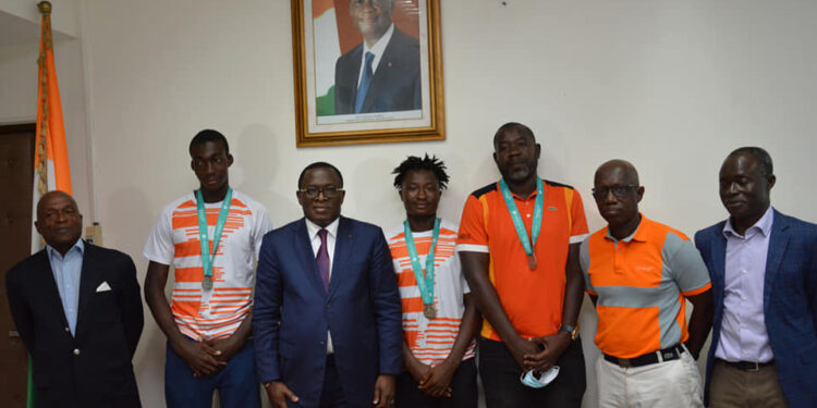 Coupe Davis : Les Eléphants tennismans chez le ministre Paulin Danho après leur exploit