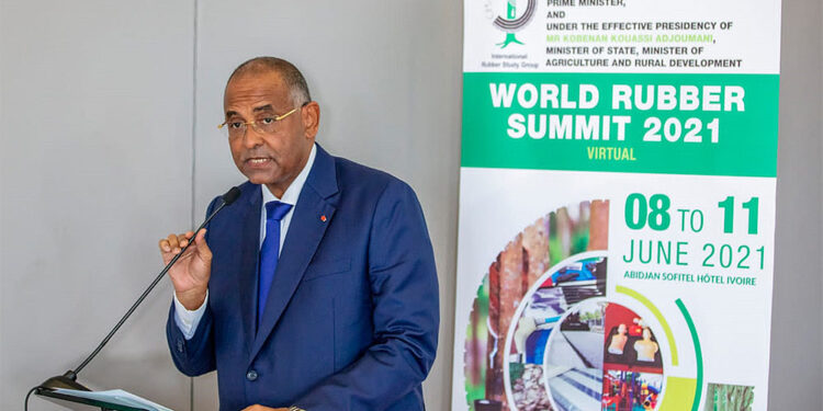 Industrie du Caoutchouc : le Premier Ministre Patrick Achi rassure les investisseurs de l’accompagnement du gouvernement