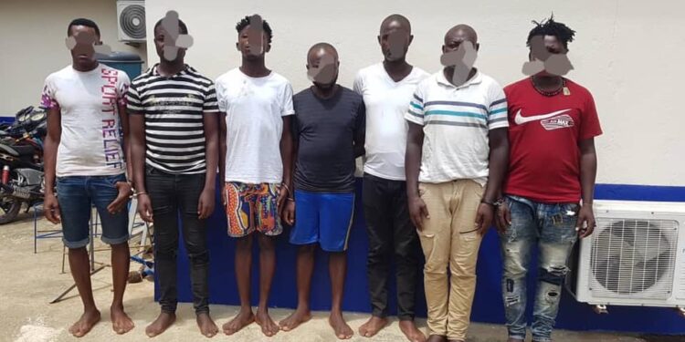 Abidjan: Des voleurs en réunion avec brise de glace interpellés