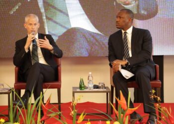 Engagement politique: le ministre  Franck Riester partage son expérience à Abidjan