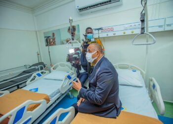 Côte d’Ivoire/achat d’équipements médicaux: Patrick Achi ne veut plus de commande chez les revendeurs