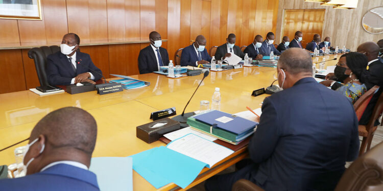 Les images du conseil des ministres du mercredi 7 juillet 2021 au palais présidentiel au Plateau