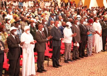 08 juillet 2020-08 juillet 2021. Les images de l’hommage du Rhdp à l’ex-Premier ministre AGC au Sofitel Hôtel-Ivoire Abidjan.