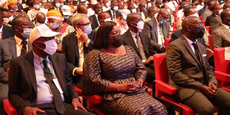 08 juillet 2020-08 juillet 2021. Les images de l’hommage du Rhdp à l’ex-Premier ministre AGC au Sofitel Hôtel-Ivoire Abidjan.