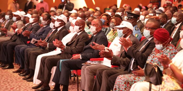 08 juillet 2020-08 juillet 2021. Les images de l’hommage du Rhdp à l’ex-Premier ministre AGC au Sofitel Hôtel-Ivoire Abidjan.