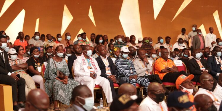 08 juillet 2020-08 juillet 2021. Les images de l’hommage du Rhdp à l’ex-Premier ministre AGC au Sofitel Hôtel-Ivoire Abidjan.