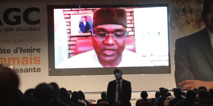 08 juillet 2020-08 juillet 2021. Les images de l’hommage du Rhdp à l’ex-Premier ministre AGC au Sofitel Hôtel-Ivoire Abidjan.