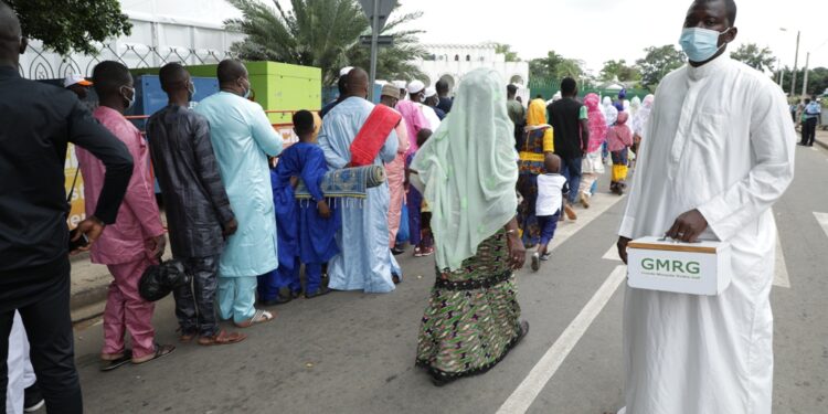Les images de la prière de la Tabaski (Aid-El-Kébir) à la grande mosquée de la Riviera Golf en présence du président Alassane Ouattara