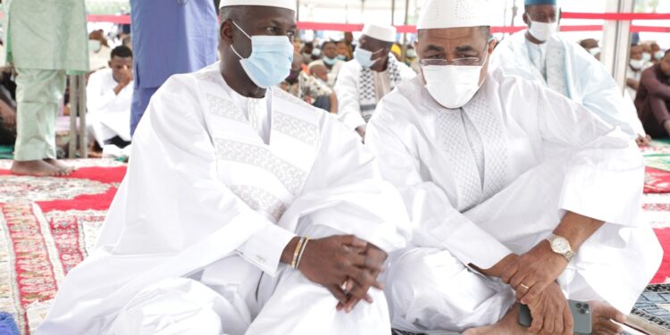 Les images de la prière de la Tabaski (Aid-El-Kébir) à la grande mosquée de la Riviera Golf en présence du président Alassane Ouattara