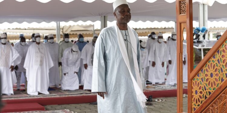 Les images de la prière de la Tabaski (Aid-El-Kébir) à la grande mosquée de la Riviera Golf en présence du président Alassane Ouattara