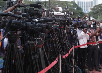 Les images de la rencontre du président Alassane Ouattara et l’ex-président Laurent Gbagbo le mardi 27 juillet au palais présidentiel à Abidjan.