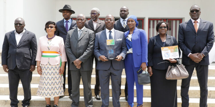 Les images de la remise du prix Gepci de la cohésion sociale et paix