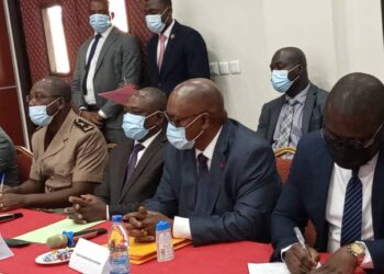 Fake news et cohésion sociale: Une charte de bonne conduite en gestation