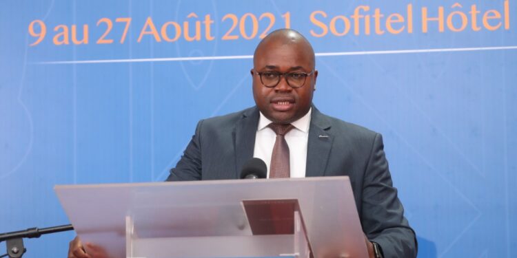 Comment la poste malienne gère la concurrence