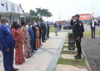 Mairie Abobo: le salut aux couleurs, désormais le 1er lundi de chaque mois en présence de Kandia
