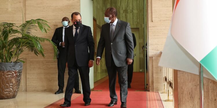 Côte d’Ivoire : l’Ambassadeur de Tunisie fait ses adieux au président Ouattara.