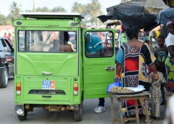 Côte d’Ivoire: le gouvernement définit un plan de circulation des tricycles à Abidjan