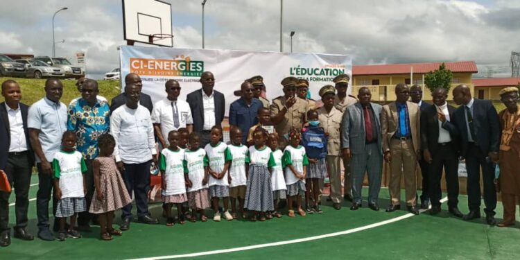 Barrage de Soubré: des kits scolaires remis aux populations impactées