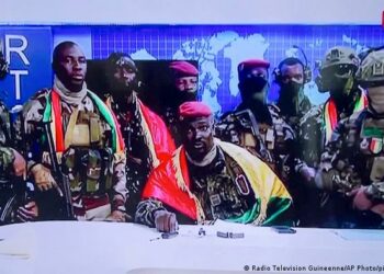 Guinée: Le Foscao condamne le putsch et lance un appel pour le retour des civils au pouvoir