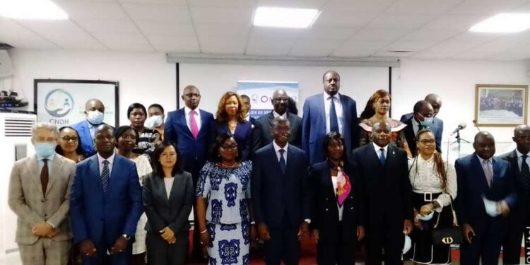 Lutte contre la Corruption: les Institutions nationales des droits de l’Homme francophones renforcent leurs capacités à Abidjan