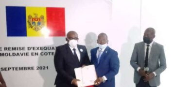 L’Exéquatur remis à Diarra Mahamadou, nouveau consul honoraire de Moldavie en Côte d&rsquo;Ivoire