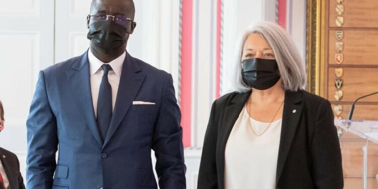 Canada: L’Ambassadeur Bafetigue Ouattara a présenté ses lettres de créance à la gouverneure générale
