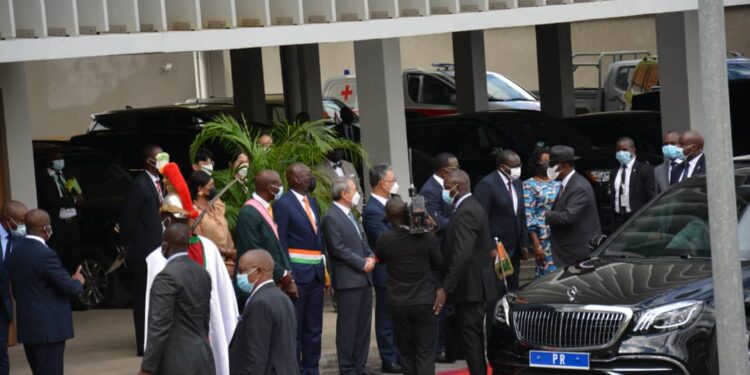 Cérémonie d’inauguration du centre sportif culturel et des Tics Ivoiro-coreen Alassane Ouattara en images