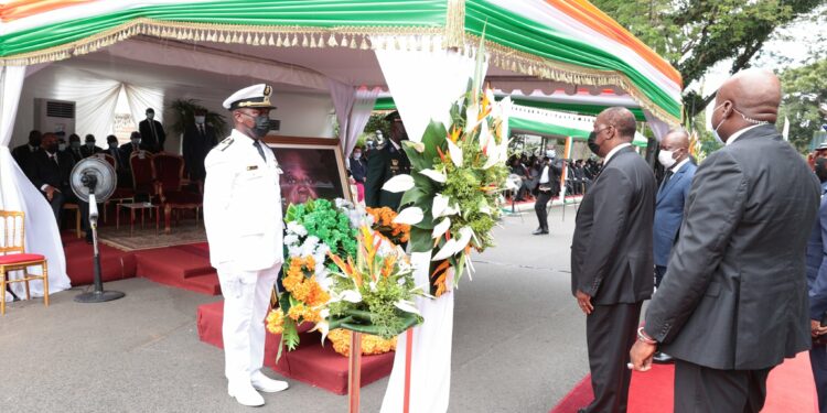 Les images de l’hommage national à l’ex-Premier ministre Charles Konan Banny jeudi 07 octobre à la primature