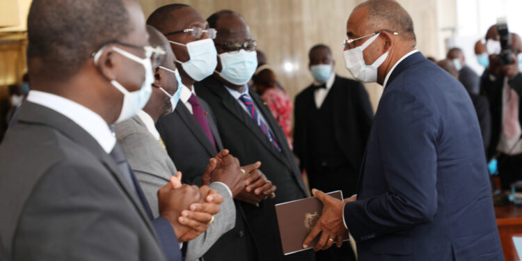 Les images du conseil des ministres du mercredi 20/10/2021 au Palais présidentiel d’Abidjan Plateau.