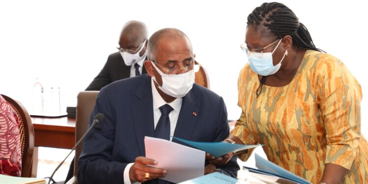 Les images du conseil des ministres du mercredi 20/10/2021 au Palais présidentiel d’Abidjan Plateau.