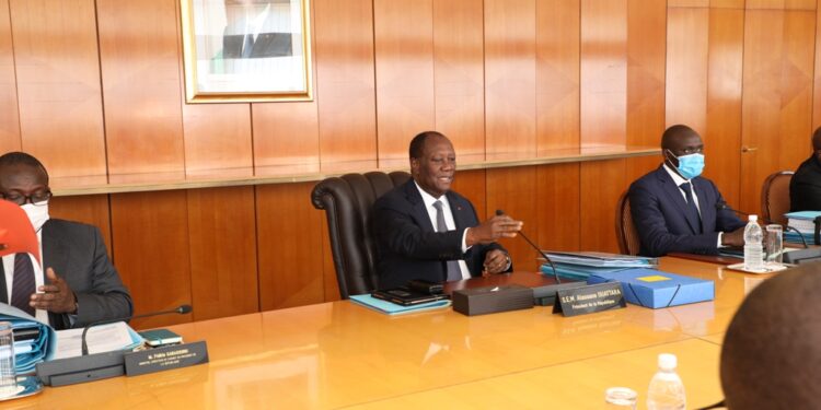 Les images du conseil des ministres du mercredi 20/10/2021 au Palais présidentiel d’Abidjan Plateau.