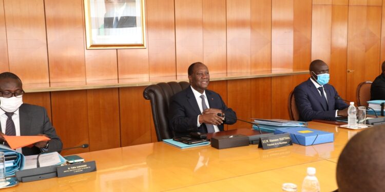 Les images du conseil des ministres du mercredi 20/10/2021 au Palais présidentiel d’Abidjan Plateau.
