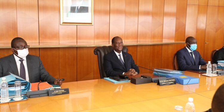 Les images du conseil des ministres du mercredi 20/10/2021 au Palais présidentiel d’Abidjan Plateau.