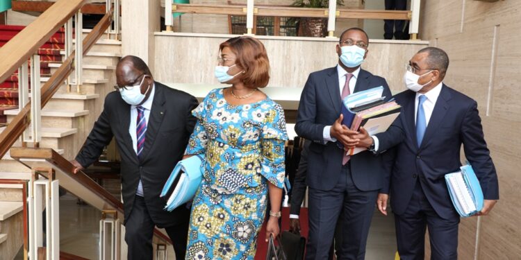 Les images du conseil des ministres du mercredi 20/10/2021 au Palais présidentiel d’Abidjan Plateau.