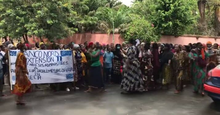 Côte d’Ivoire: Des femmes déguerpies de Yopougon manifestent devant le cabinet de la première dame