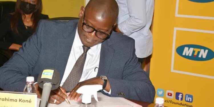 Cérémonie de signature entre Quipux Afrique et MTN Cote d’Ivoire