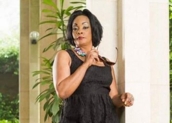 Côte d&rsquo;Ivoire/People: Tina Glamour en colère contre  Yvidero