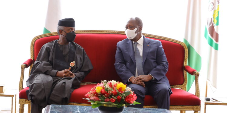 Côte d’Ivoire-Nigeria: La lutte contre le terrorisme et les narcotrafiquants au centre d’un échange entre Ouattara et Osinbajo