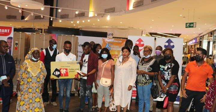Tombola du 6e anniversaire de Carrefour: Yocode Richmond remporte le gros lot