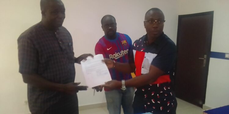 Guiglo / Agroforesterie pour le cacao: Des protocoles d’engagement signés entre des coopératives et une société