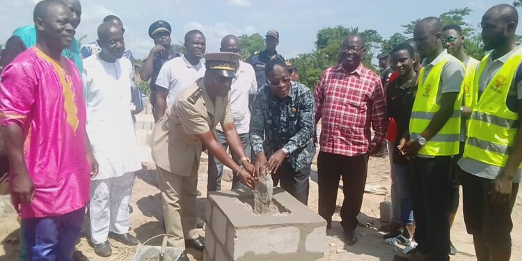 Blolequin/Accusé de ne pas mener une politique de développement local, le Maire riposte