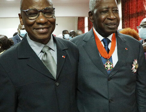 Les images de la décoration du 15/10 au 02/11/2021 des hautes autorités de la République par la grande chancelière à Cocody-Abidjan.