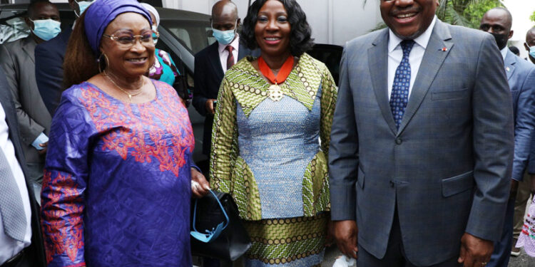 Les images de la décoration du 15/10 au 02/11/2021 des hautes autorités de la République par la grande chancelière à Cocody-Abidjan.