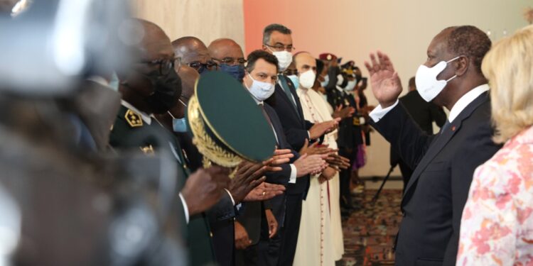 Prix d’excellence 2021, le président Ouattara honore 84 Ivoiriens au palais présidentiel le vendredi 05 novembre. (Album photos)