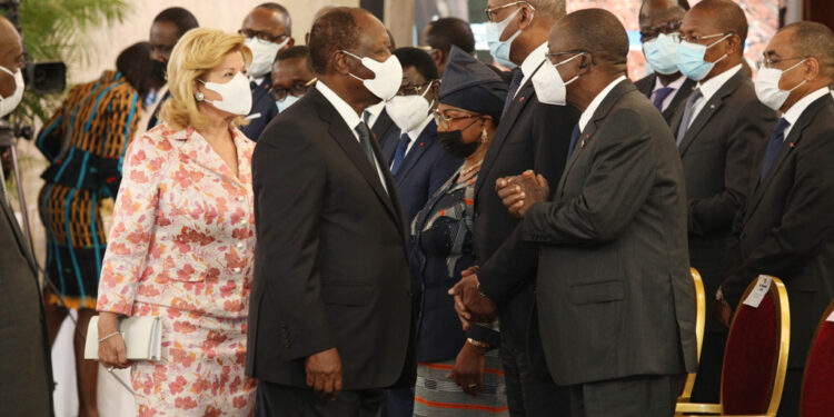 Prix d’excellence 2021, le président Ouattara honore 84 Ivoiriens au palais présidentiel le vendredi 05 novembre. (Album photos)